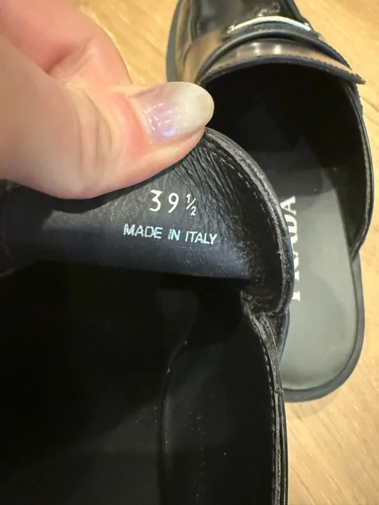 Prada Black Spazzolato Leather Slip On Loafer - size 39.5 - Picture 4 of 8